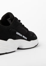 Load image into Gallery viewer, Newport Sneakers - Black
